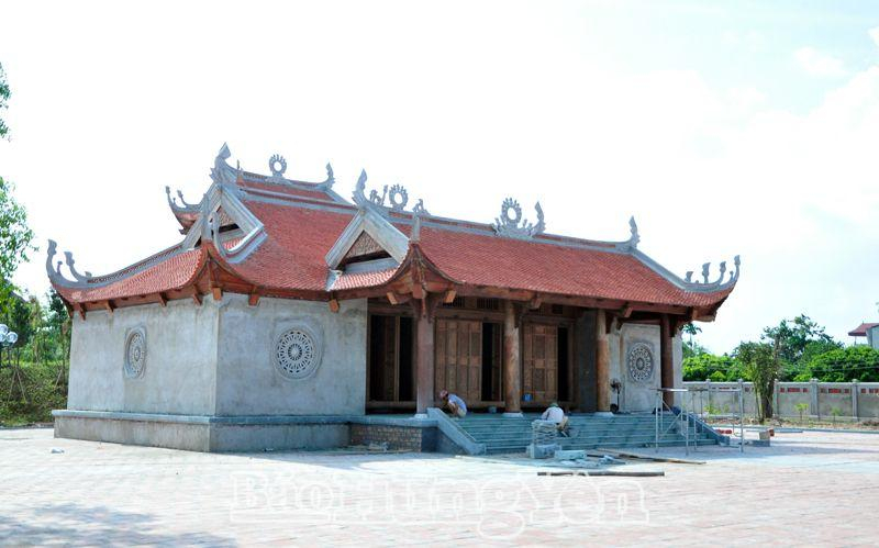 Đền thờ Triệu Việt Vương ở xã Dạ Trạch (Khoái Châu)