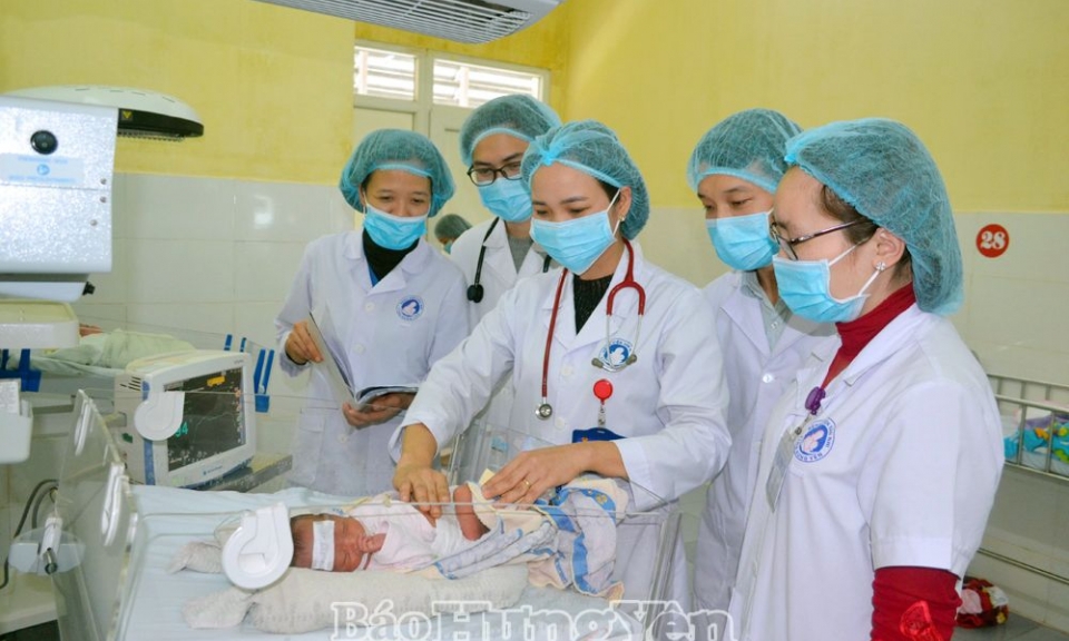 Những thầy thuốc hết lòng vì sức khoẻ Nhân dân