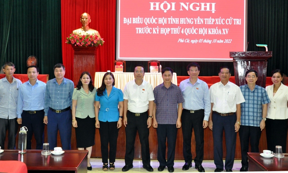 Đoàn đại biểu Quốc hội tỉnh tiếp xúc cử tri các huyện Phù Cừ, Ân Thi