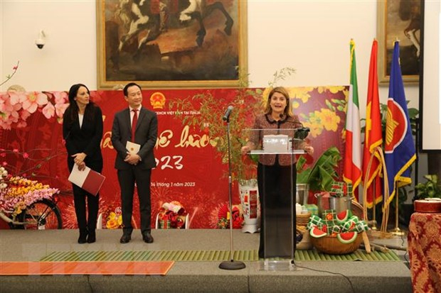 Xuân Quê hương ấm lòng người Việt xa xứ ở Australia và Italy hình ảnh 3 Xuan Que huong am long nguoi Viet xa xu o Australia va Italy hinh anh 3