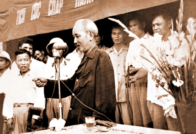 Bác Hồ về thăm Hưng Yên ngày 16-9-1961