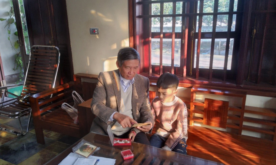 Món quà dâng Bác