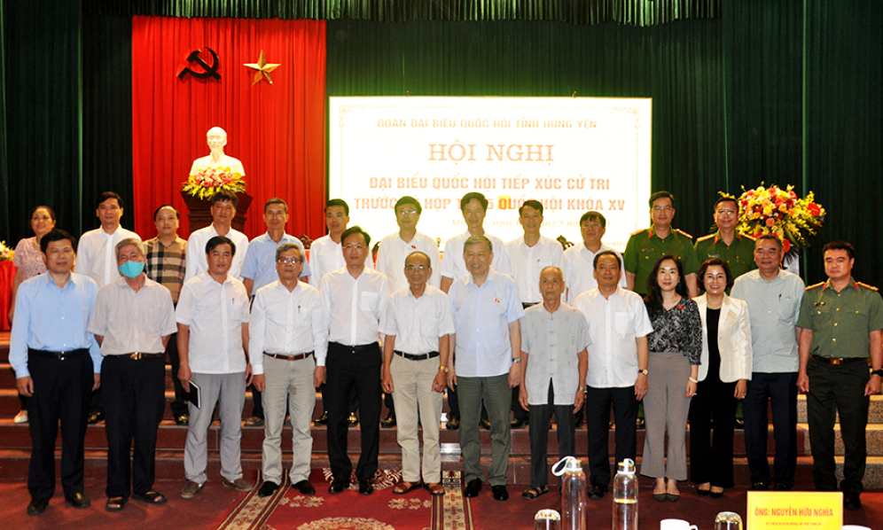 Đoàn đại biểu Quốc hội tỉnh tiếp xúc cử tri thị xã Mỹ Hào