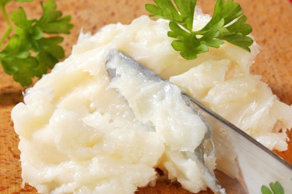 Mỡ lợn có tác dụng tốt cho sức khỏe nhưng người già ăn ít hơn. 