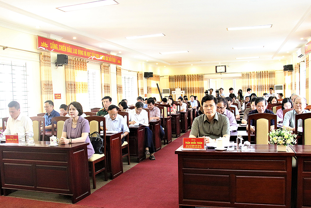 Các đại biểu dự hội nghị