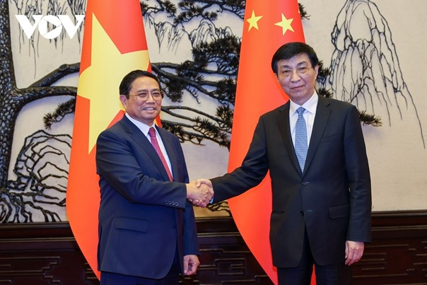 Thủ tướng Phạm Minh Chính hội kiến với Chủ tịch Chính hiệp toàn quốc Trung Quốc Vương Hộ Ninh
