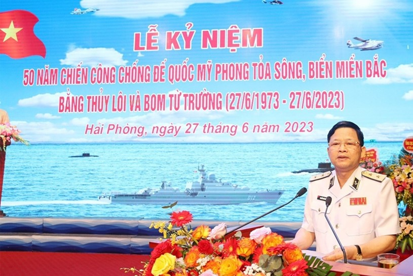 Trung tướng Nguyễn Văn Bổng, Bí thư Đảng ủy, Chính ủy Quân chủng Hải quân đọc diễn văn Lễ kỷ niệm