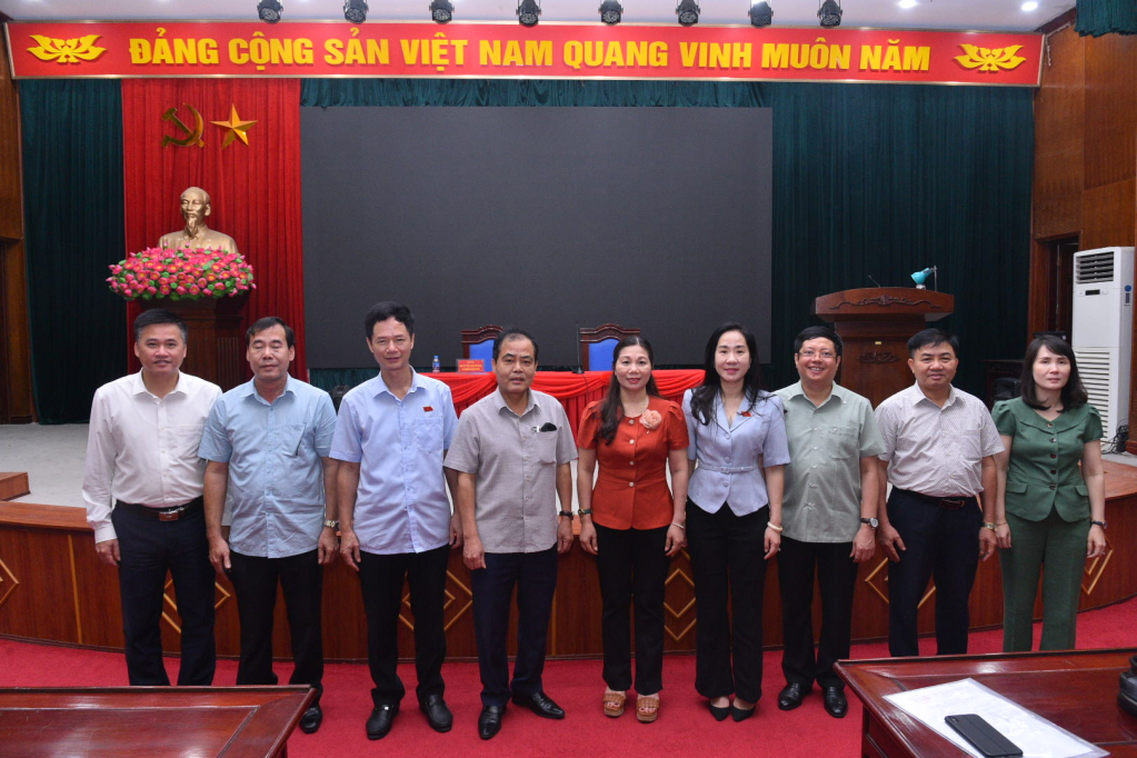 Đại biểu Quốc hội tỉnh với cử tri huyện Văn Giang