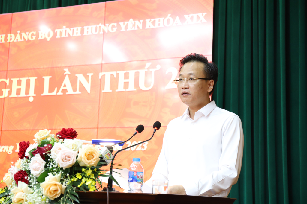 Bí thư Tỉnh ủy Nguyễn Hữu Nghĩa phát biểu khai mạc hội nghị