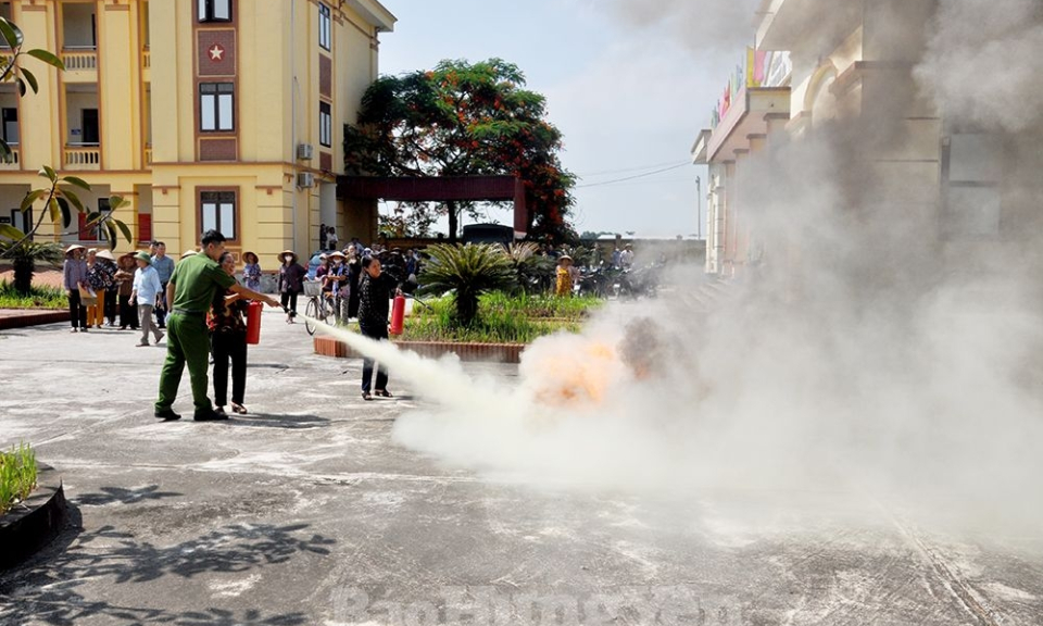 Xã Phạm Ngũ Lão: Thành lập “Tổ liên gia an toàn phòng cháy, chữa cháy”, “Điểm chữa cháy công cộng”