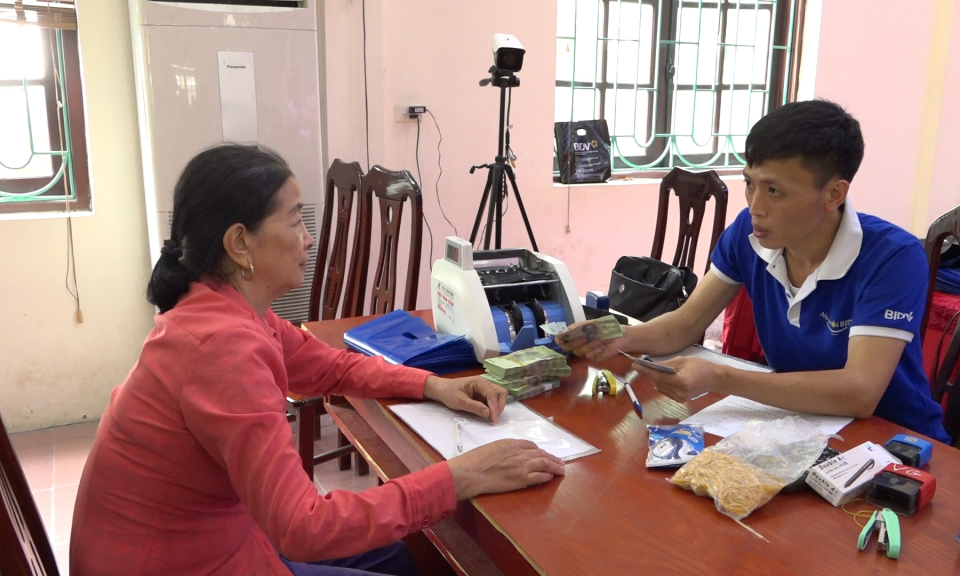 Huyện Văn Giang tích cực chi trả bồi thường, hỗ trợ GPMB Dự án đầu tư xây dựng đường Vành đai 4 – Vùng Thủ đô Hà Nội cho Nhân dân