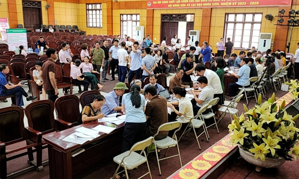 Văn Lâm : Đẩy nhanh tiến độ chi trả bồi thường, hỗ trợ giải phóng mặt bằng Dự án đầu tư xây dựng đường Vành đai 4 - Vùng Thủ đô Hà Nội