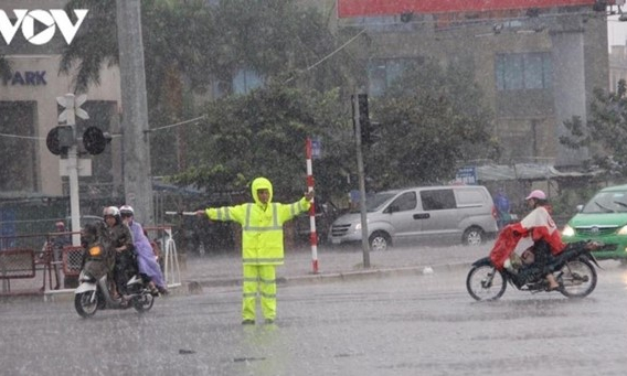 Thời tiết hôm nay (27/6): Hà Nội tiếp tục có mưa rào và dông