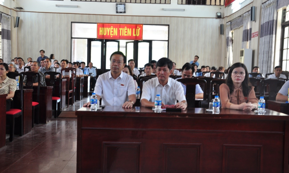 Đoàn đại biểu Quốc hội tỉnh tiếp xúc cử tri huyện Tiên Lữ