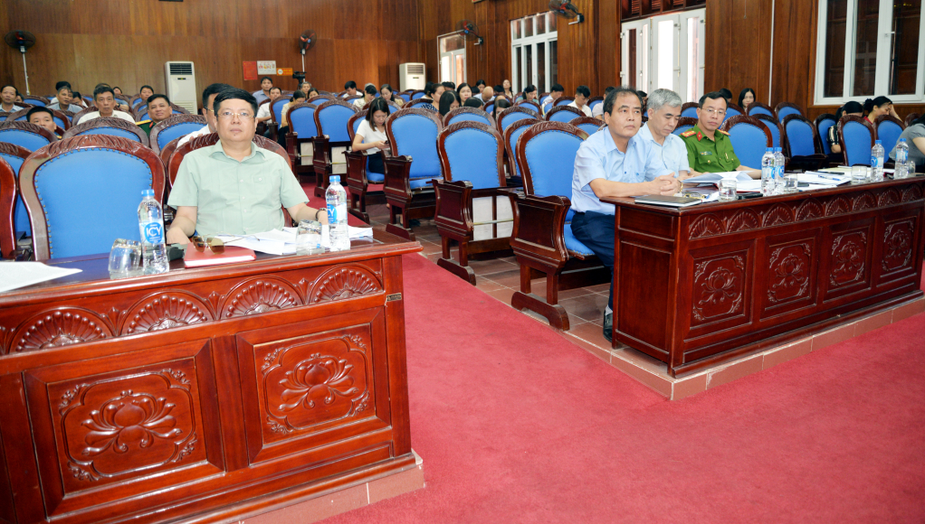 Các đại biểu dự hội nghị