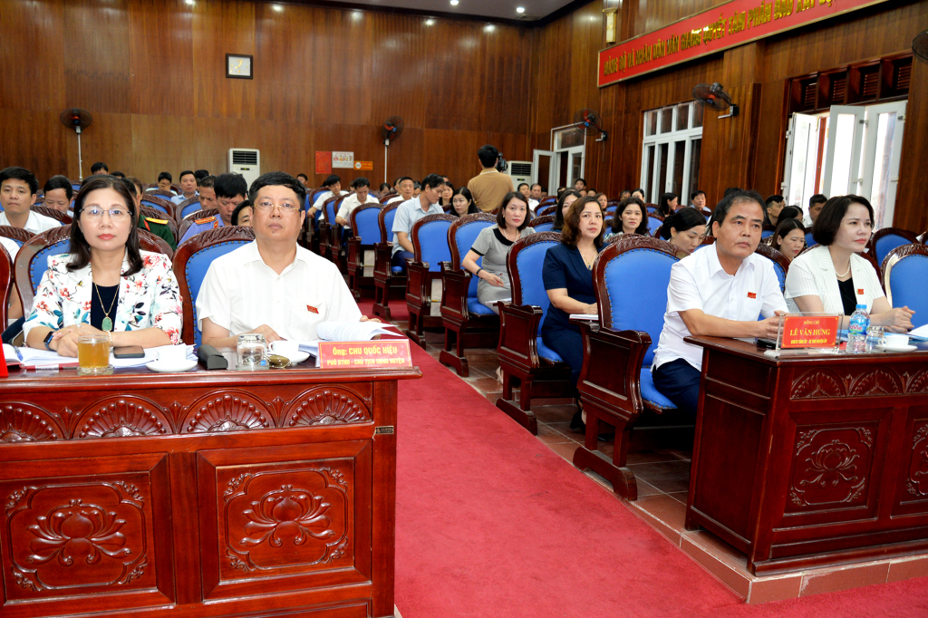Toàn cảnh kỳ họp HĐND huyện Văn Giang