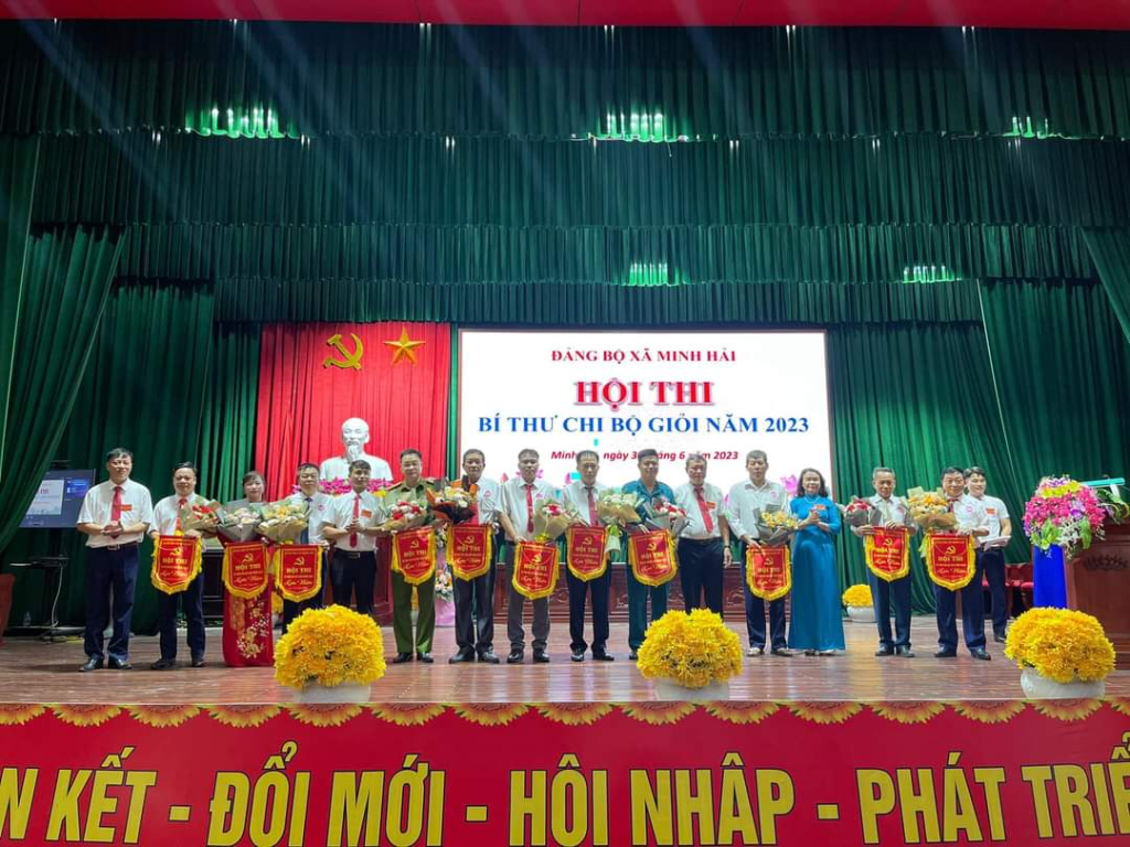 Hội thi bí thư chi bộ giỏi năm 2023 ở Đảng bộ xã Minh Hải (Văn Lâm) 
