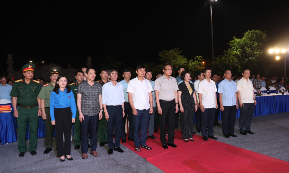 Thắp nến tri ân các anh hùng liệt sĩ