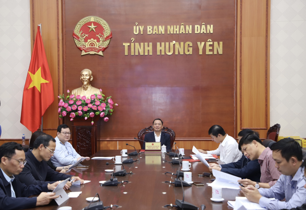 Các đại biểu dự phiên họp tại điểm cầu tỉnh Hưng Yên