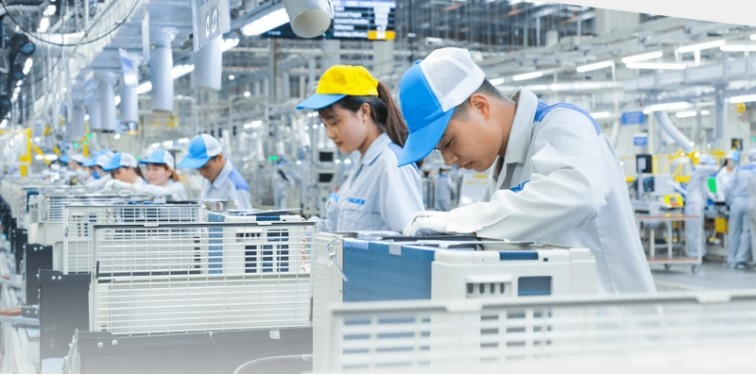 Sản xuất tại Chi nhánh Hưng Yên- Công ty cổ phần Daikin Air Conditioning Việt Nam (Khu công nghiệp Thăng Long II)