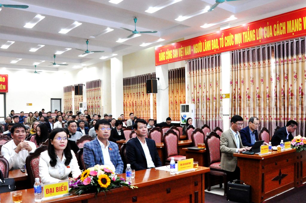 Quang cảnh buổi tiếp xúc cử tri thị xã Mỹ Hào