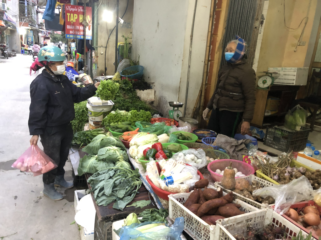 Giá rau xanh tăng mạnh tại các chợ trong tỉnh