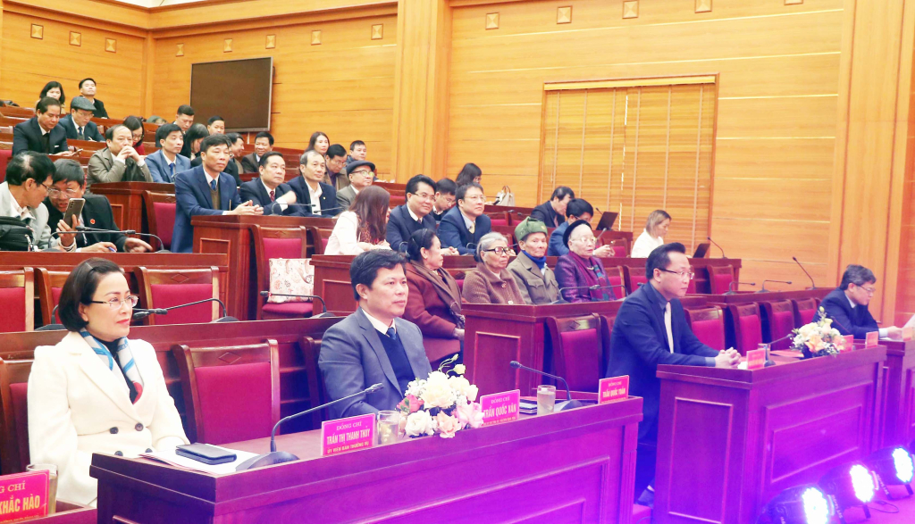 Các đại biểu dự hội nghị