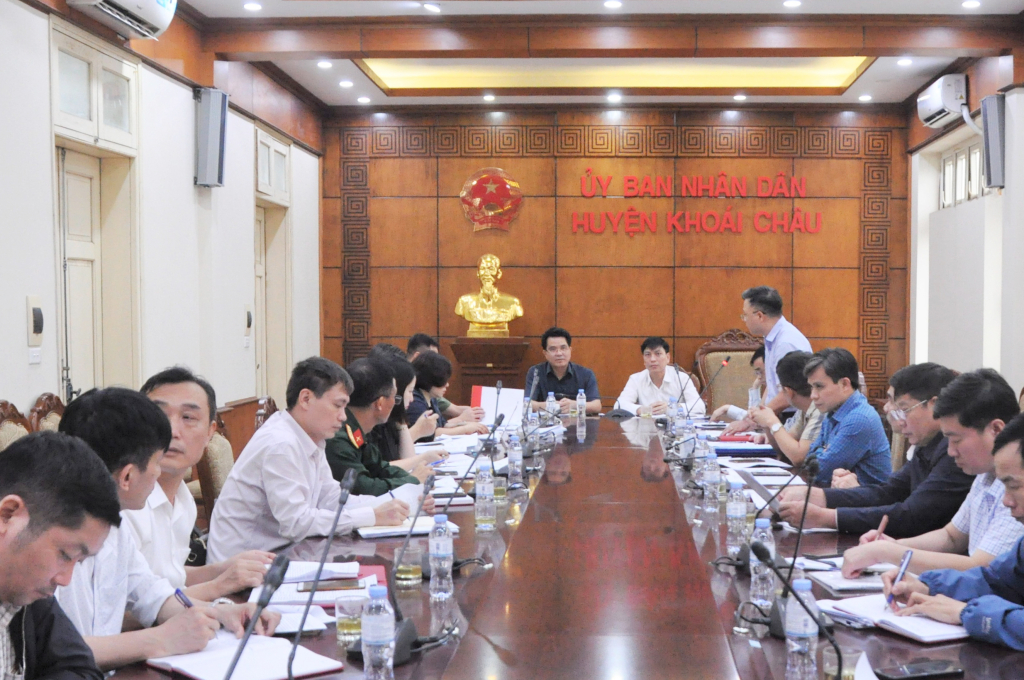 Toàn cảnh buổi kiểm tra tại huyện Khoái Châu