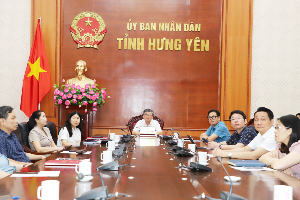 Các đại biểu dự hội nghị tại điểm cầu Hưng Yên