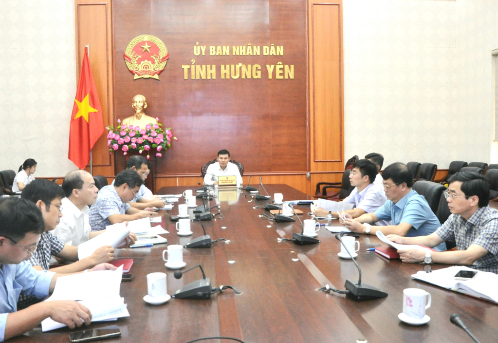 Các đại biểu dự hội nghị tại điểm cầu Hưng Yên