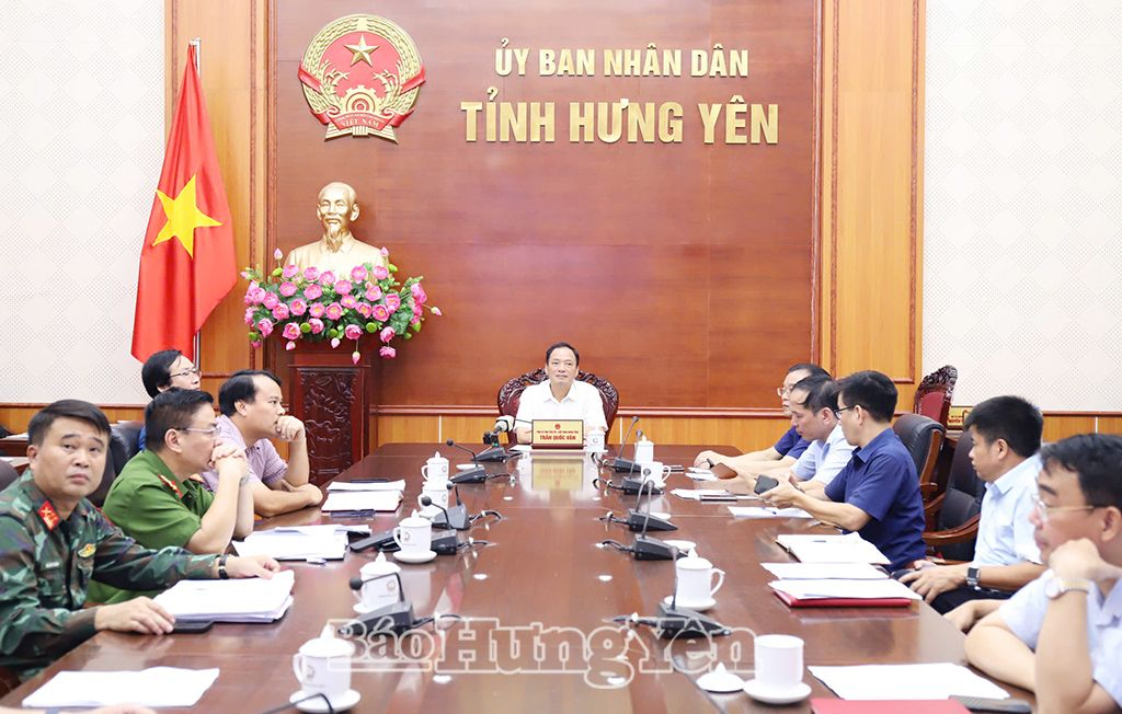 Các đại biểu dự cuộc họp tại điểm cầu Hưng Yên