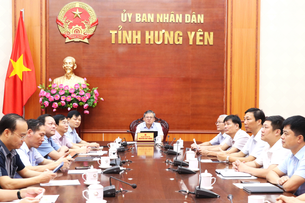 Các đại biểu dự Chương trình tại điểm cầu Hưng Yên
