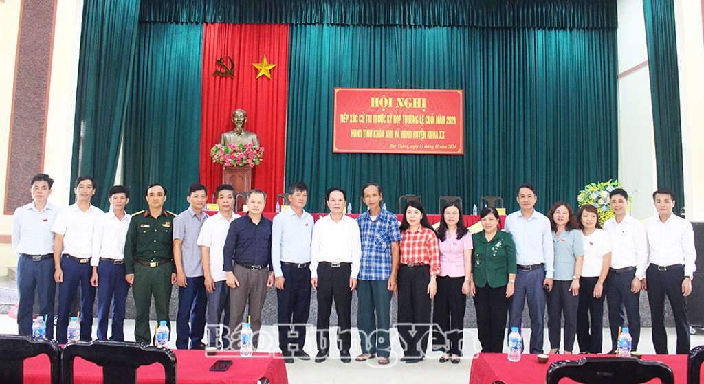 Đại biểu HĐND tỉnh, đại biểu HĐND huyện Tiên Lữ tiếp xúc cử tri 