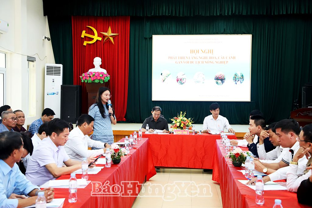 Các đại biểu dự hội nghị
