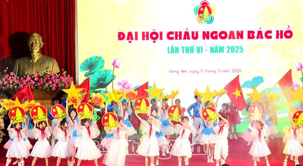 Tiết mục văn nghệ chào mừng đại hội.