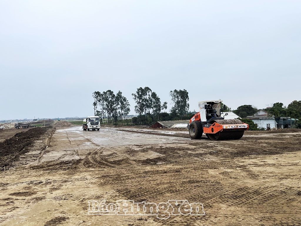 Thi công xây dựng đường Tân Phúc - Võng Phan (giao ÐT.378)