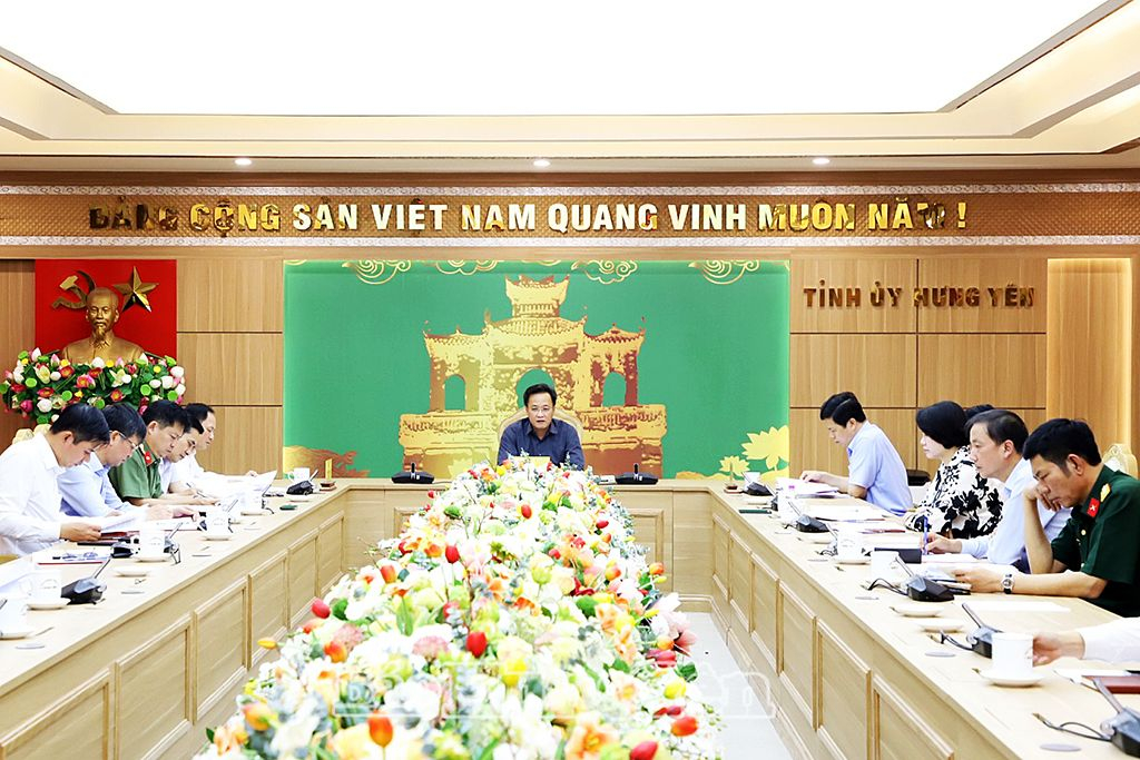 Quang cảnh cuộc họp