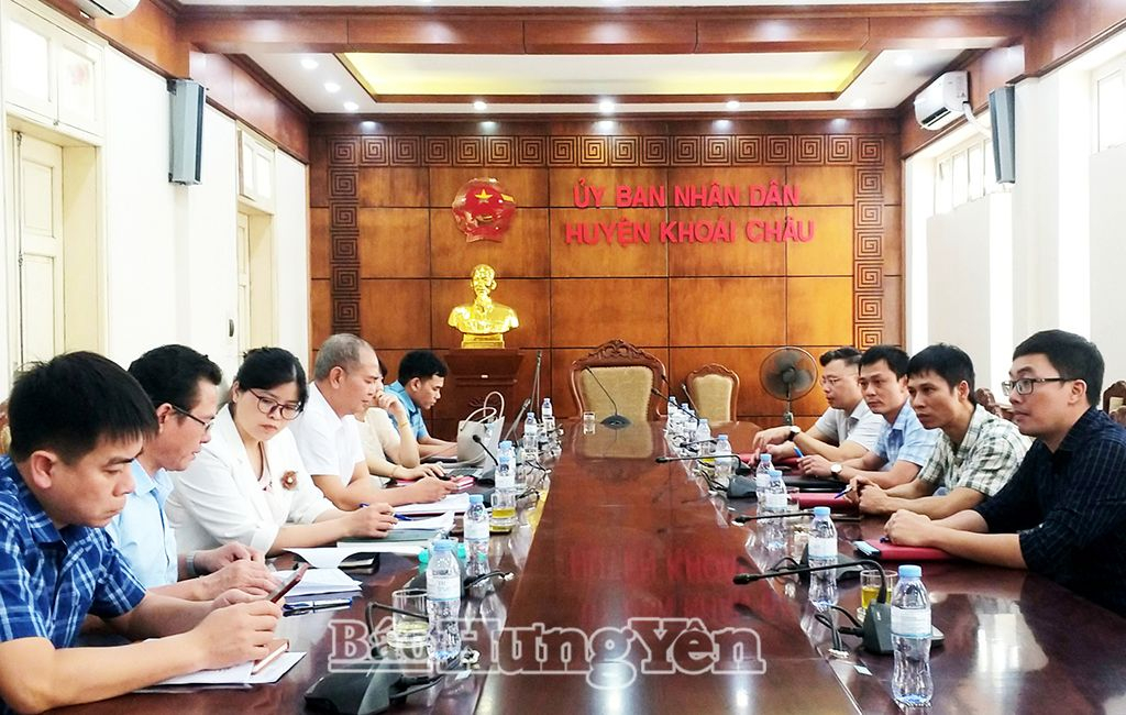 Đoàn kiểm tra làm việc với Ban chỉ đạo liên ngành vệ sinh an toàn thực phẩm huyện Khoái Châu