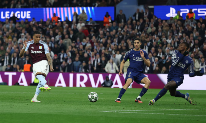 PSG được phen hú vía khi vào bán kết Champions League