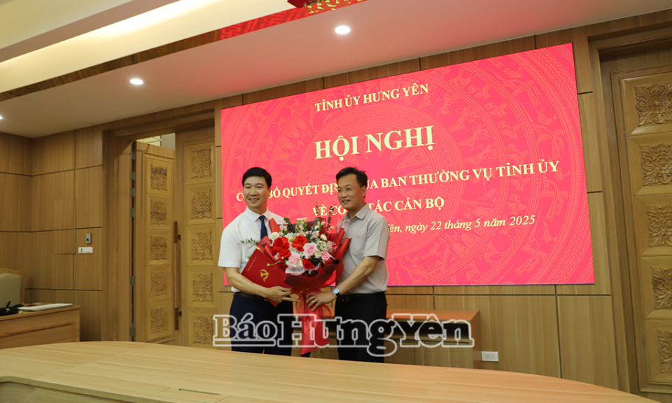 Công bố quyết định của Ban Thường vụ Tỉnh ủy về công tác cán bộ