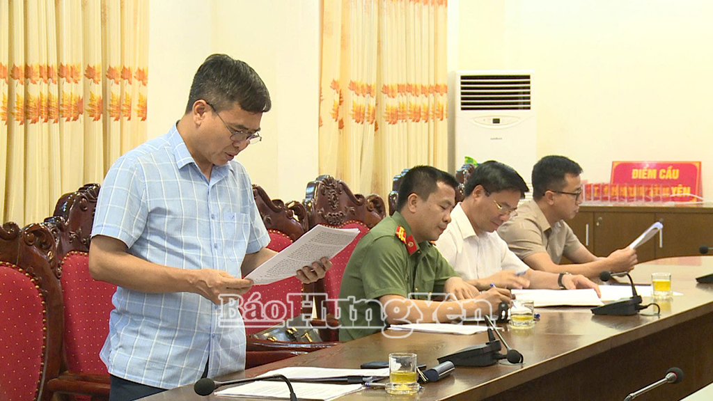 Các thành viên Ban tổ chức thống nhất trao giải Cuộc thi