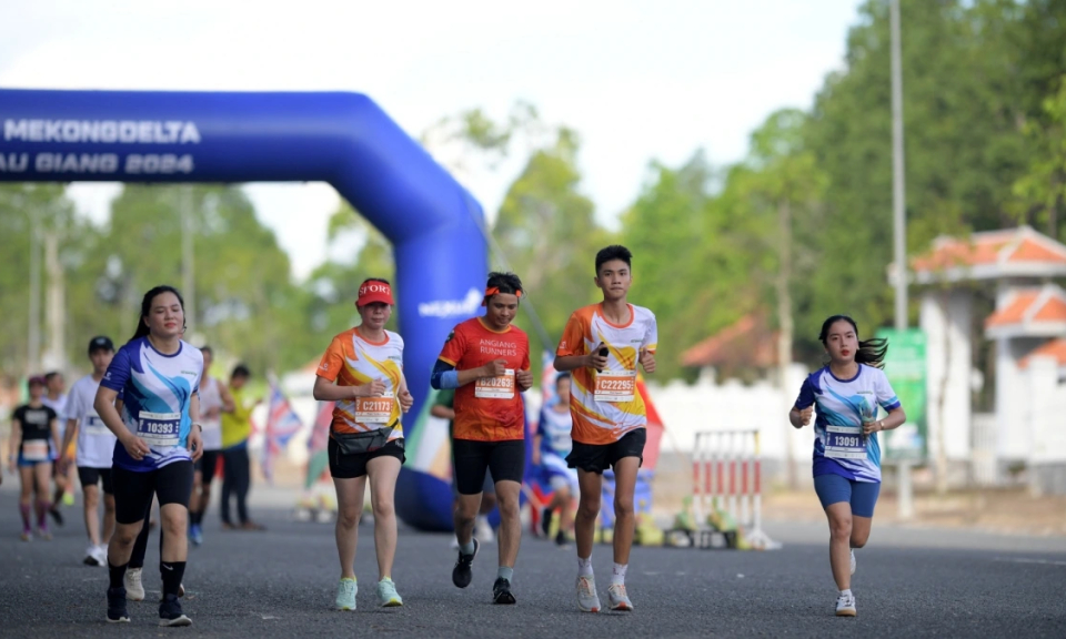 10.000 VĐV tham gia giải Marathon quốc tế “Mekong Delta”