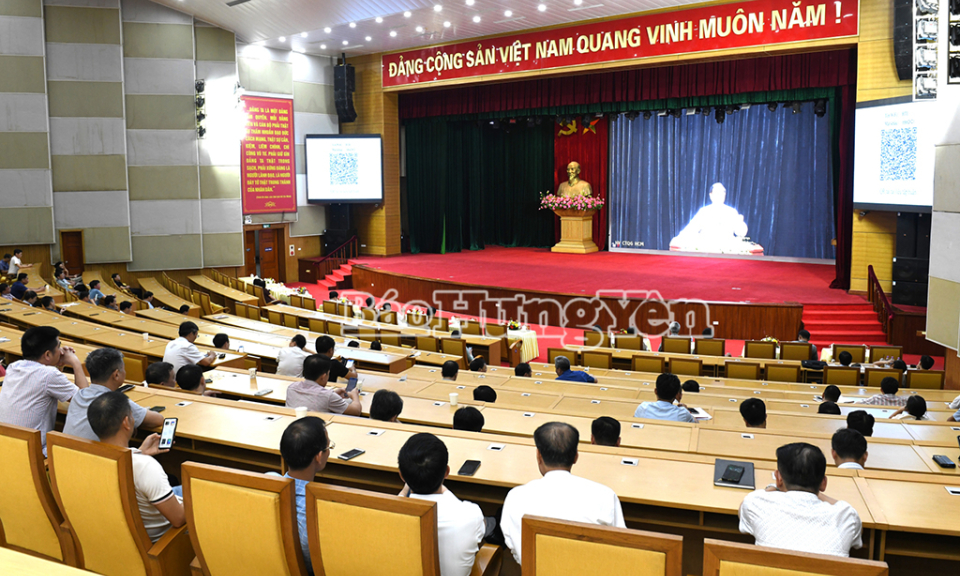 Bế mạc hội nghị toàn quốc tập huấn về vận hành mô hình chính quyền địa phương 2 cấp