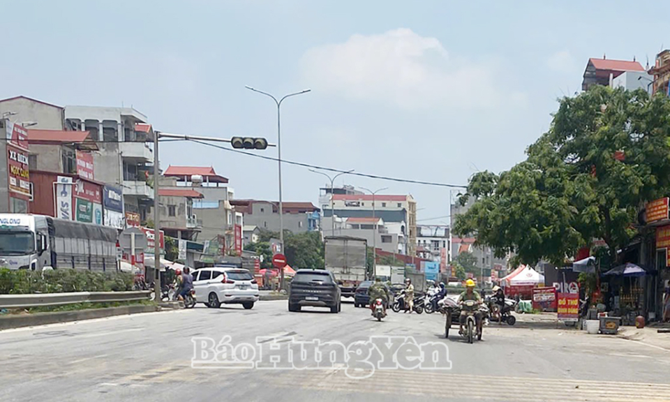 Đi ngược chiều trên Quốc lộ 5 – thường trực nguy cơ gây tai nạn giao thông