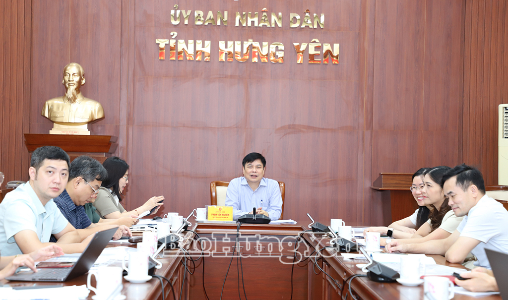 Các đại biểu dự hội nghị tại điểm cầu Hưng Yên 