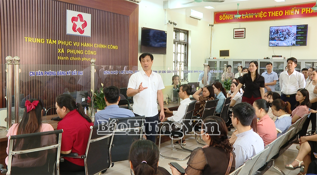 Tập huấn cho cán bộ, công chức, viên chức các phường, xã tại điểm Trung tâm Phục vụ hành chính công