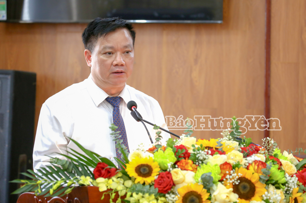 Đồng chí Nguyễn Khắc Thận, Phó Bí thư Tỉnh uỷ, Chủ tịch UBND tỉnh phát biểu chỉ đạo tại Đại hội.