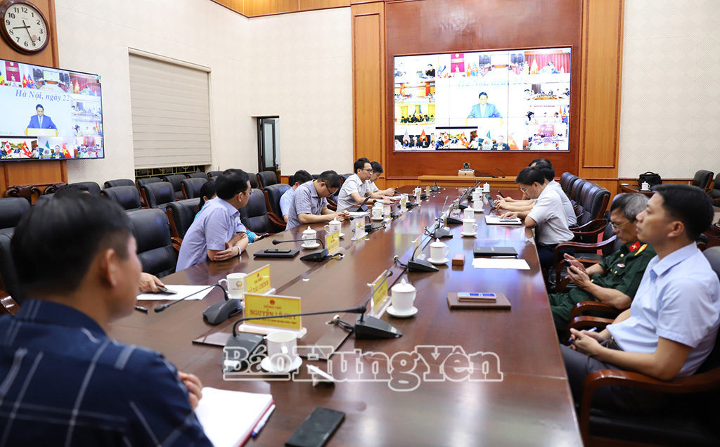 Các đại biểu dự hội nghị tại điểm cầu Hưng Yên.