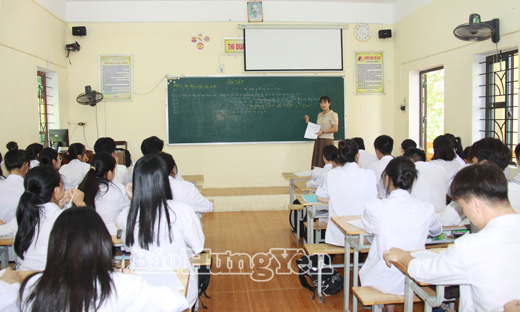 Luật Nhà giáo quy định mức lương giáo viên sẽ xếp ở bậc cao nhất trong hệ thống hành chính sự nghiệp.