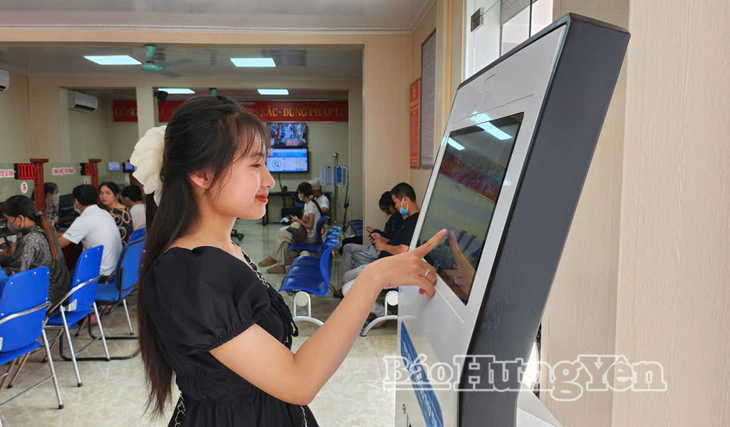 Trung tâm Phục vụ hành chính công xã Quỳnh Phụ đầu tư trang thiết bị hiện đại để phục vụ người dân ngày càng tốt hơn.